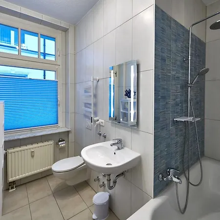 Strandidyll In - 05 Mit Meerblick Apartment